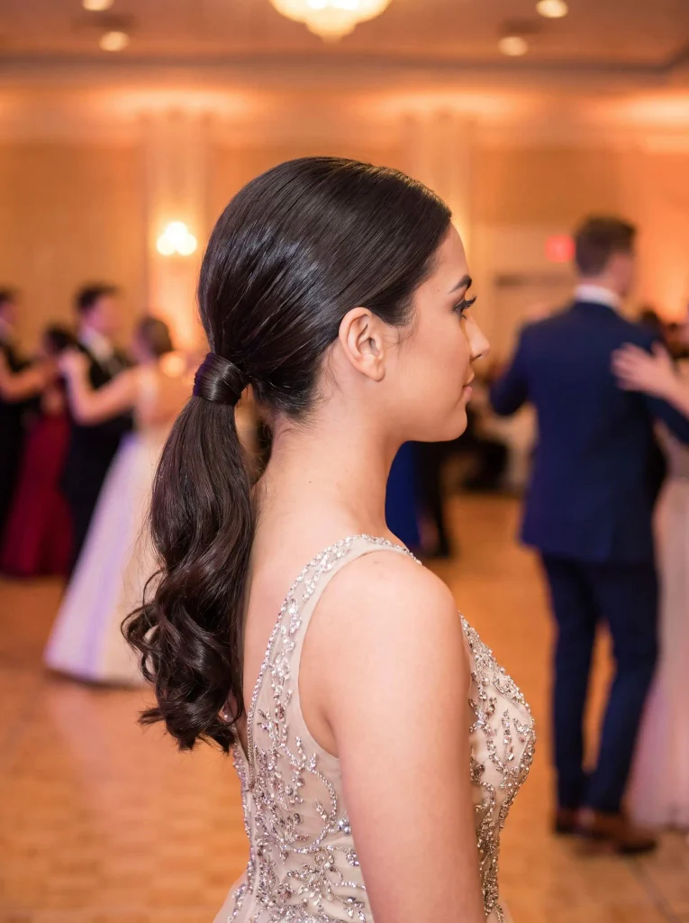 Elegant Ponytail Short Prom Hair