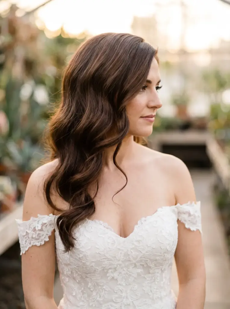 Side-Swept Waves For Brunettes